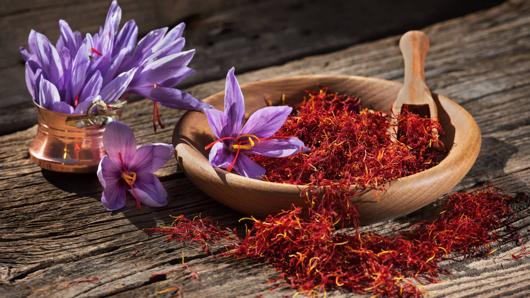 Saffron threads